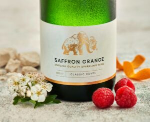 Award-winning English Sparkling wine from Saffron Grange